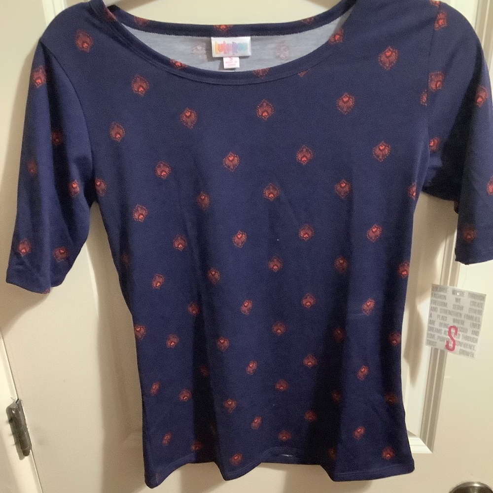 LuLaRoe - Gigi Top - Small